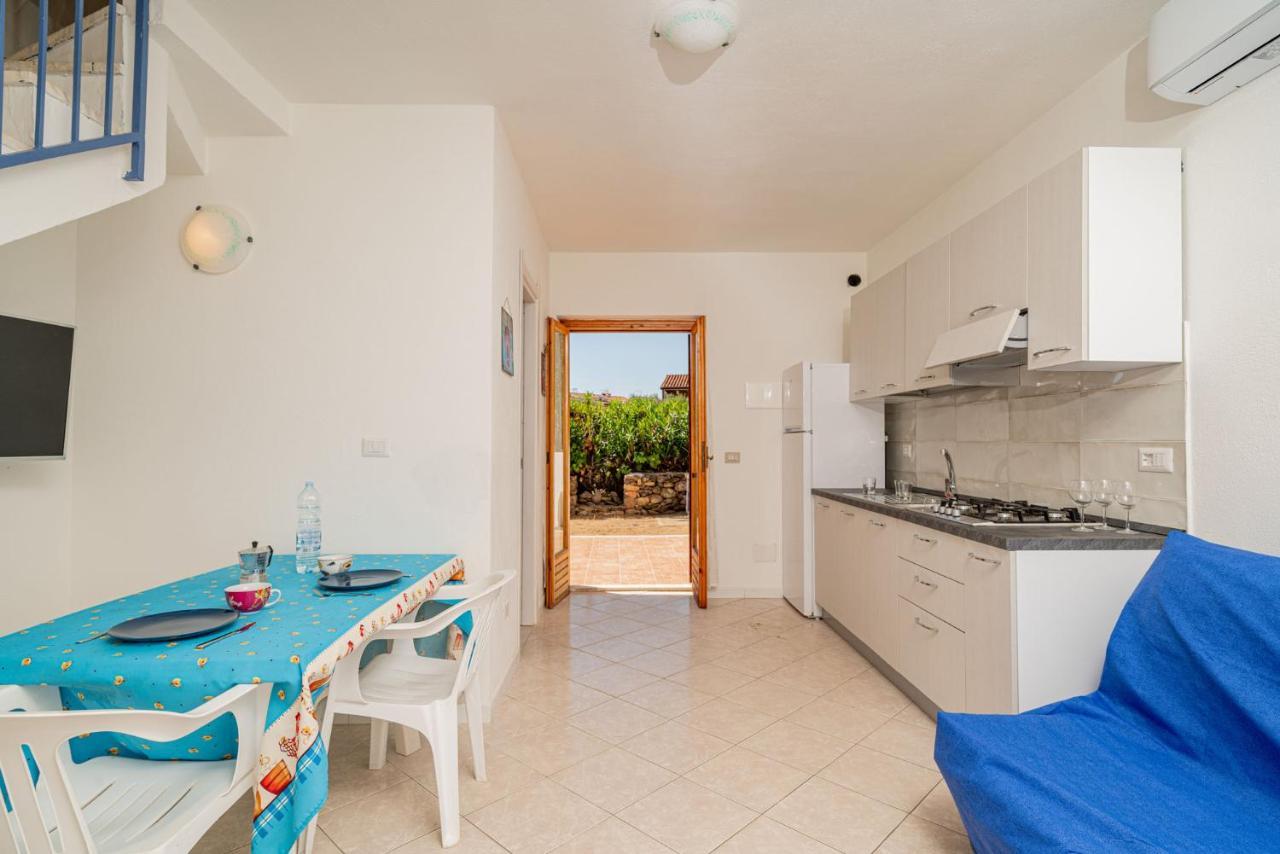 Appartamento Residenziale Trilocale 6 Posti Letto Via Oristano Сан-Теодоро Экстерьер фото
